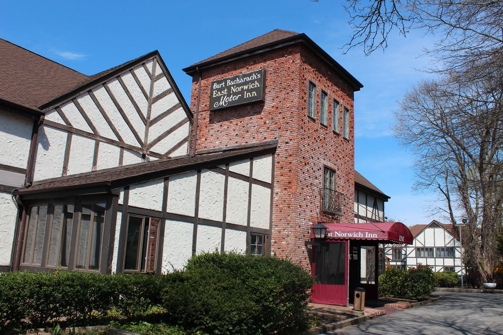 East Norwich Inn Экстерьер фото