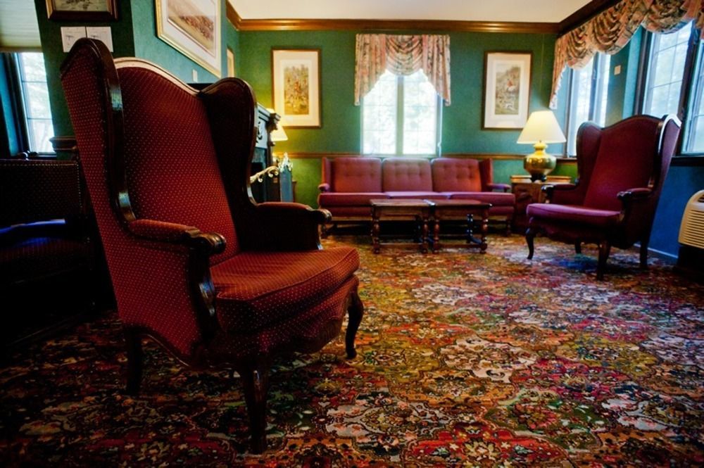 East Norwich Inn Экстерьер фото